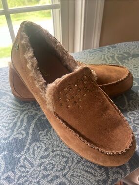 Faux-Suede Lined Moccasins with Stud Detail in Chestnut